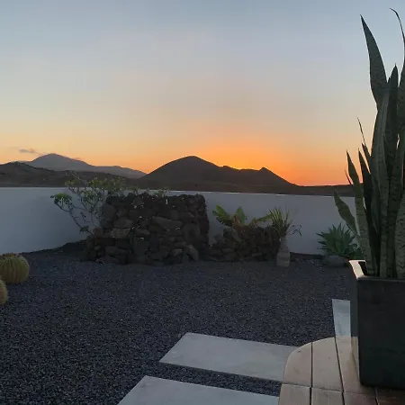Casa Nusa La Santa