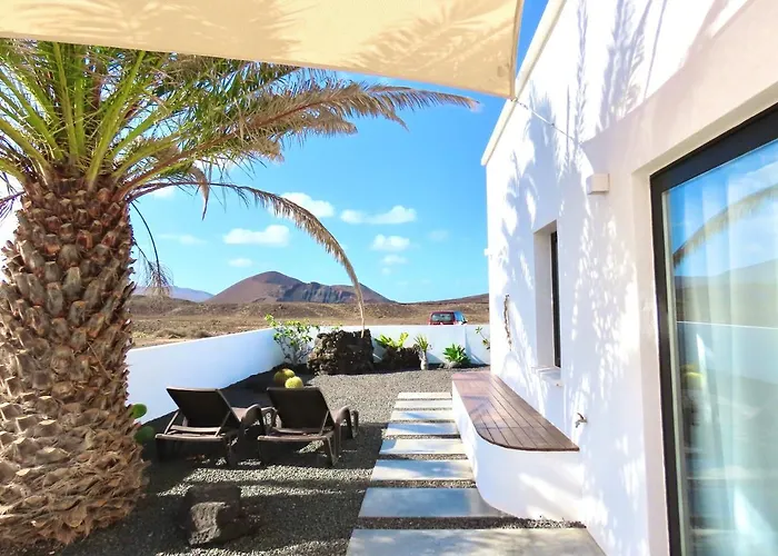 Casa Nusa La Santa